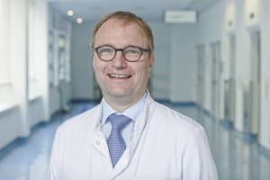 Dr. Andreas Gröschel