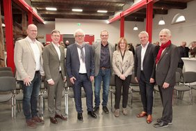 Frederick Janning (Pädagog. Leitung IBP), Dr. Dietmar Thönnes, Andreas Schmitz, Martin Althoff, Andrea Schmäing, Stephan Dransfeld und Hermann Josef Vogt (v.l.) bei der Verabschiedung der langjährigen Geschäftsführung der Alexianer IBP.