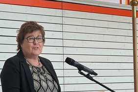 Ministerin Grimm-Benne