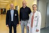 Maik Büscher, Dirk Böwer und Dr. Kira Uphaus stehen in der neuen Demenzstation